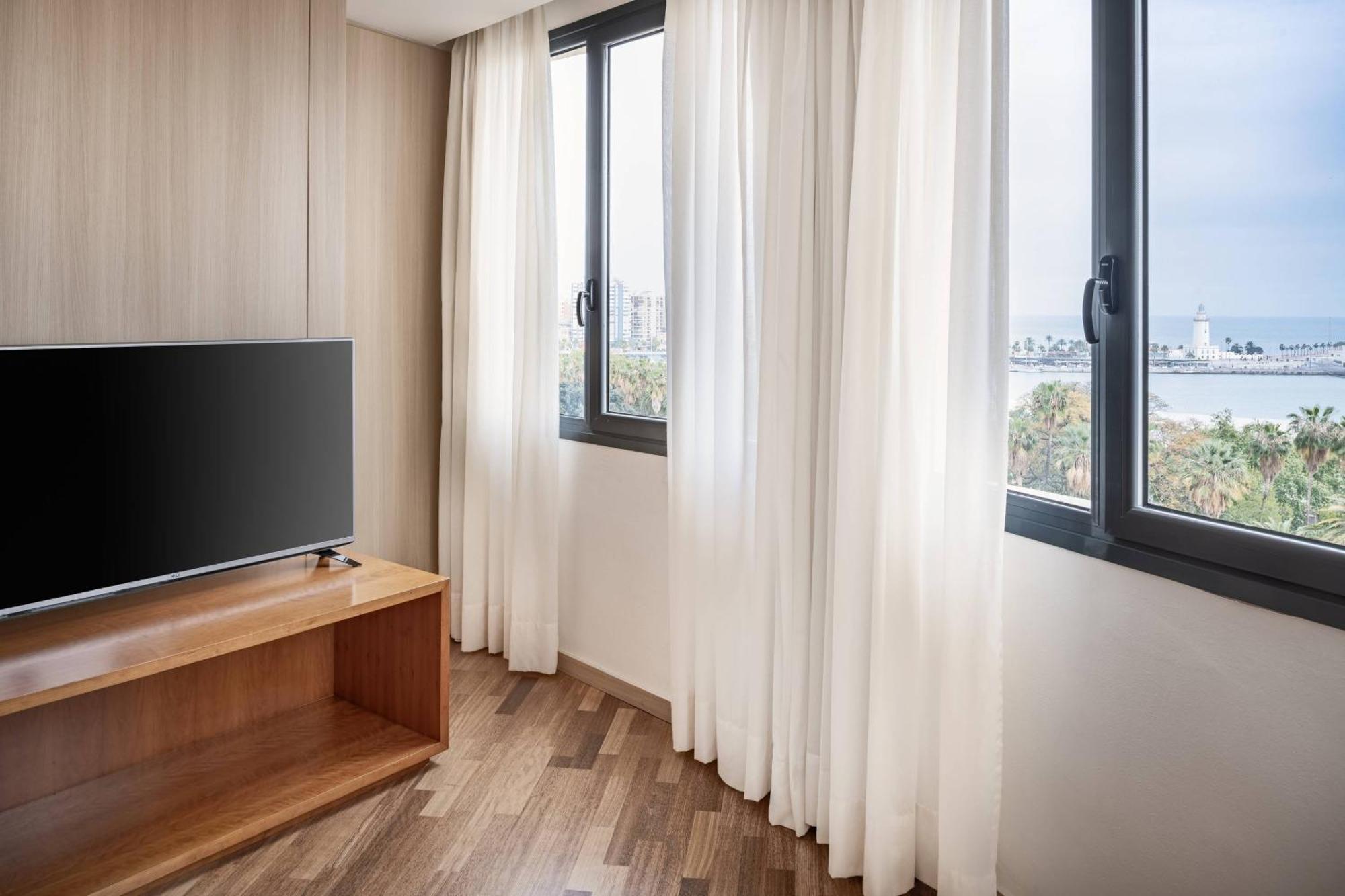 Ac Hotel Malaga Palacio By Marriott Exterior photo