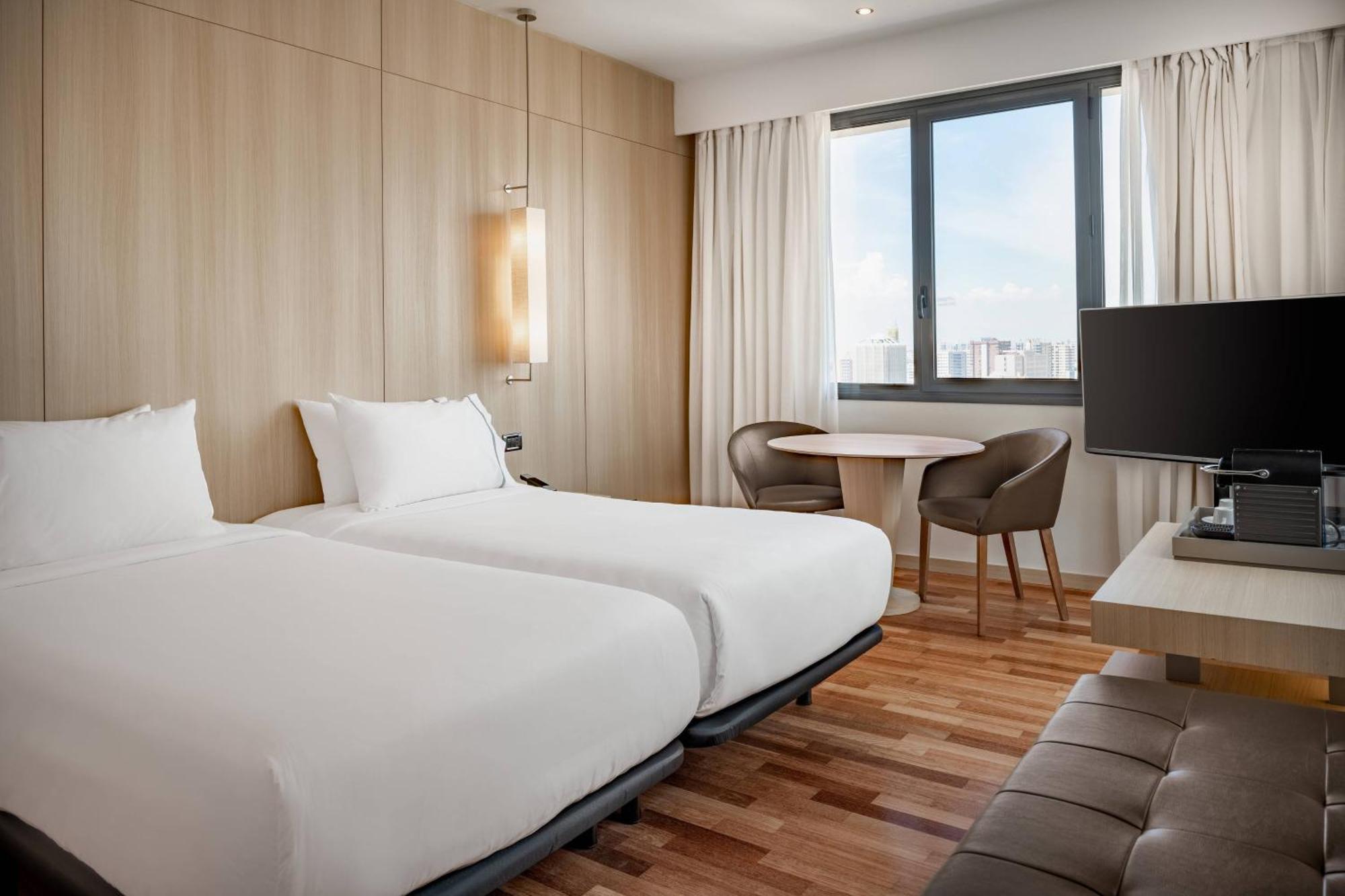 Ac Hotel Malaga Palacio By Marriott Exterior photo