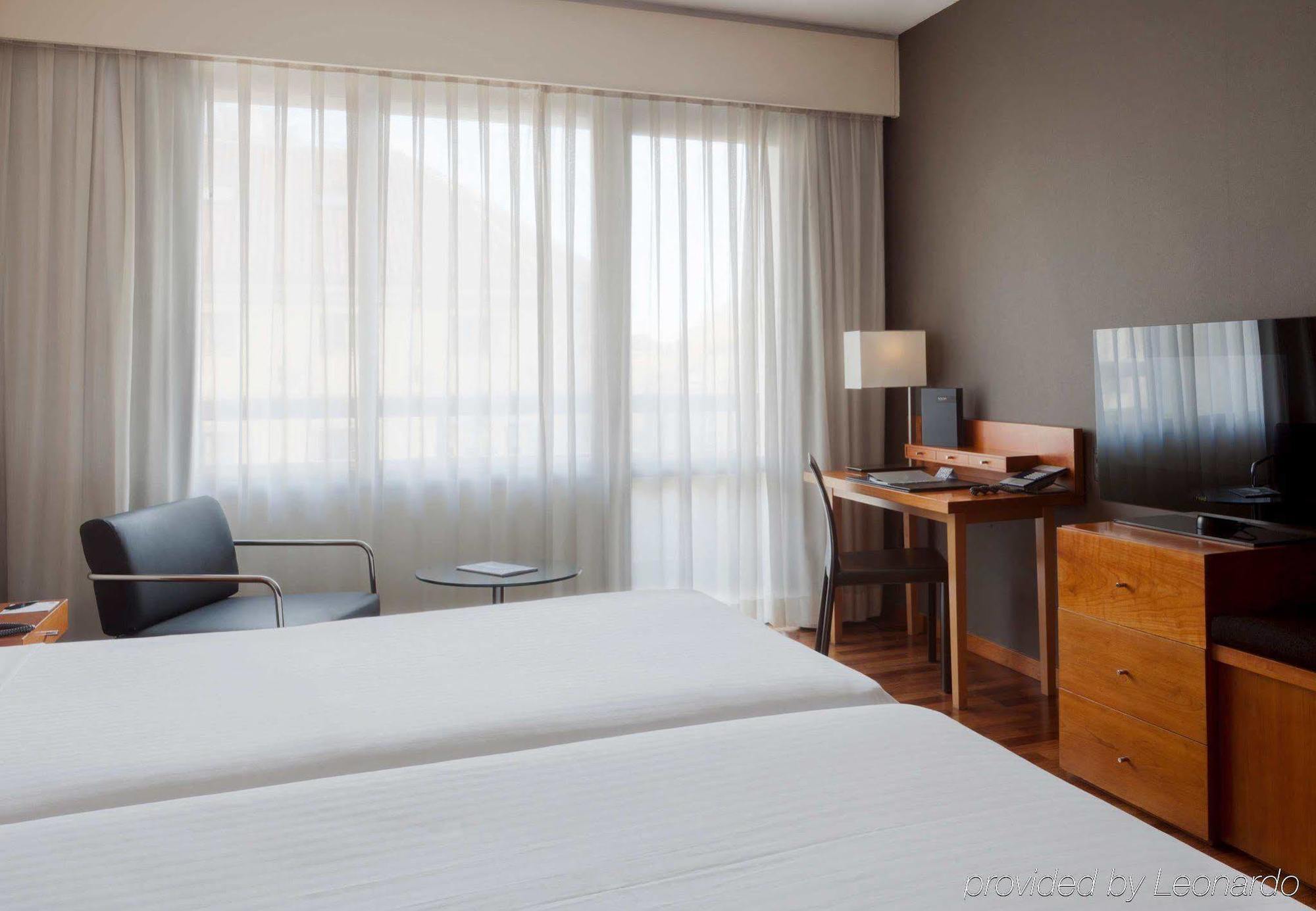 Ac Hotel Malaga Palacio By Marriott Exterior photo